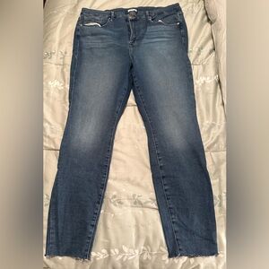 Good American Good Legs Raw Edge Skinny Jeans